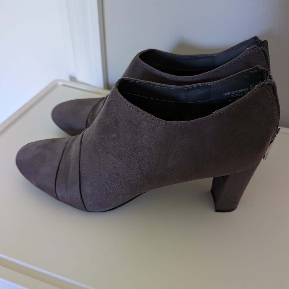 AEROSOLES Gray Heeled Boots